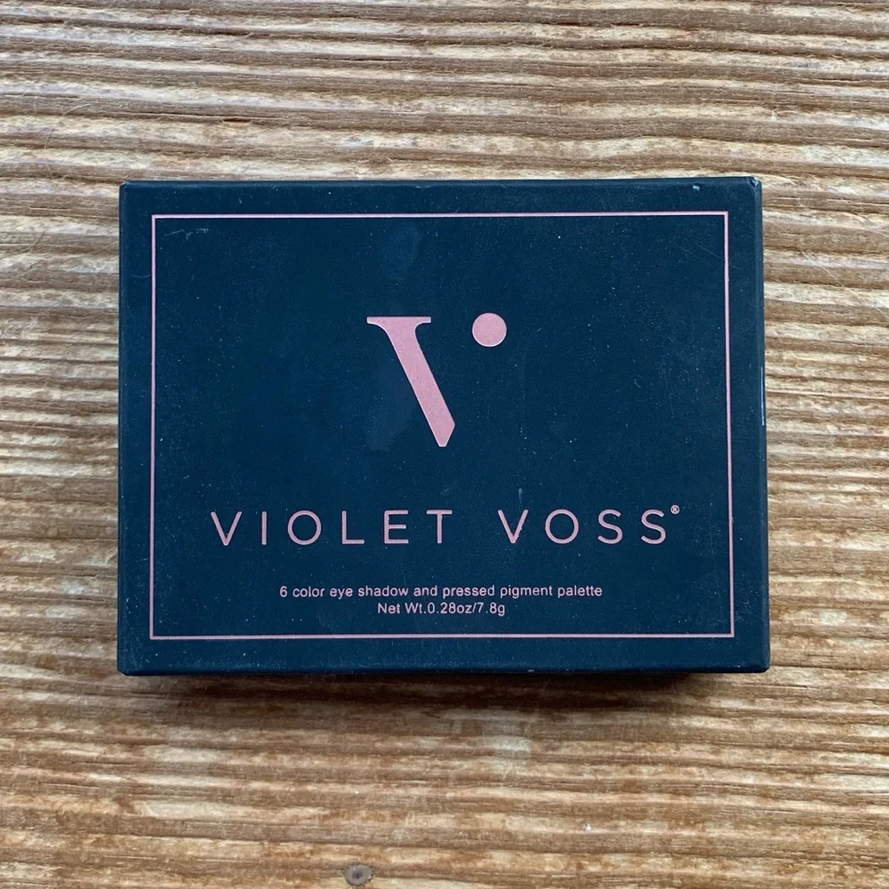 💰3/$30💰🎉HP🎉 New Violet Voss Coral Pop Eyeshadow Palette